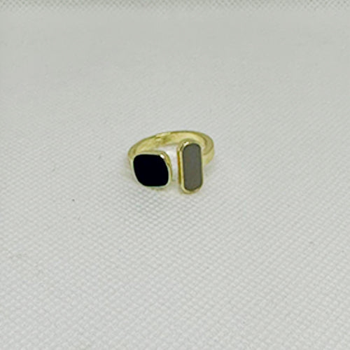 Anillo piedras