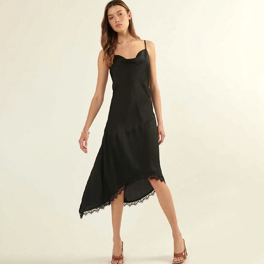 Vestido color negro con tirantes